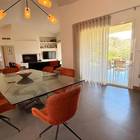 Villa Riviera *